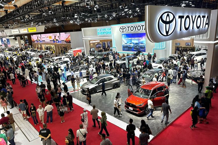 otomotif, Astra International, penjualan mobil, Astra, Astra Group, Pasar Otomotif Nasional Masih Tertekan, Grup Astra Turun 16 Persen