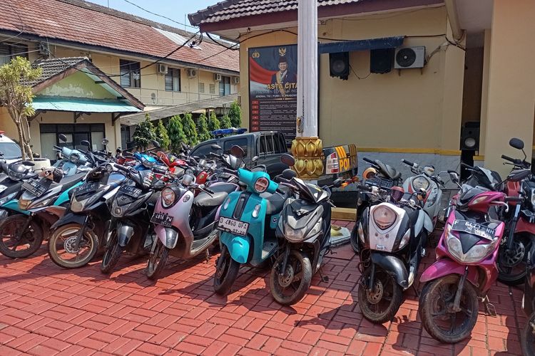 sepeda motor, kredit motor, Mata Elang, debt collector, hukum fidusia, Motor Ditarik karena Kredit Macet: Kenali Dulu Aturan Hukum Fidusia