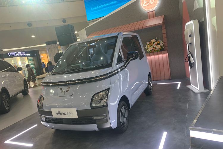 Wuling Air EV, Maulana Hakim, keselamatan konsumen, kebakaran mobil listrik, Wuling Air ev, Insiden Kebakaran Wuling Air EV: Wuling Berikan Penjelasan