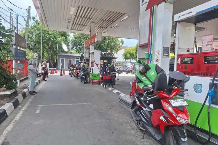 minyak mentah, Bahlil Lahadalia, minyak, Produksi Minyak Turun, Indonesia Kini Impor 1 Juta Barrel per Hari