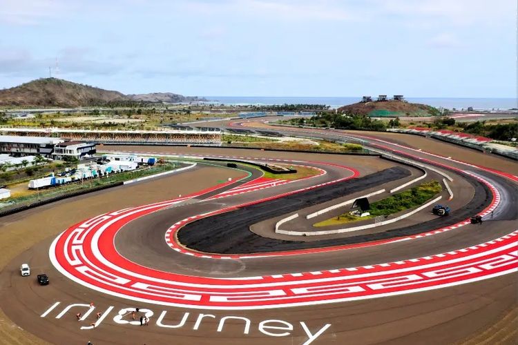 MotoGP, Marc Marquez, insiden, Sirkuit Mandalika, Mandalika Grand Prix Association, MGPA, Marco Bezzecchi, gravel, motogp 2025, MotoGP Indonesia 2025, Pebalap MotoGP Kritik Gravel Sirkuit Mandalika, Ini Respon MGPA