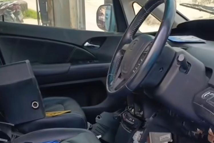 mobil listrik bekas, fast charging, retrofit teknologi, edukasi konsumen, Mobil Listrik Bekas: Solusi Fast Charging dan Nilai Jual