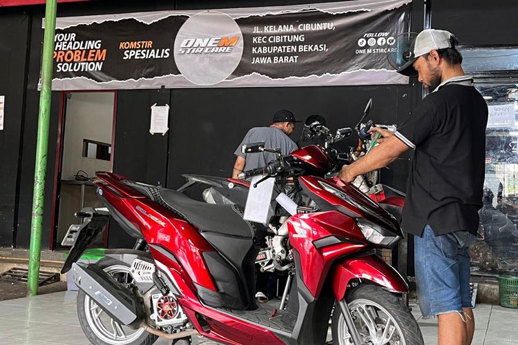 Komstir, tips motor, Komstir motor, Komstir oblak, One M Komstir, Cuci Steam Bikin Komstir Motor Cepat Rusak? Ini Penjelasan Ahli