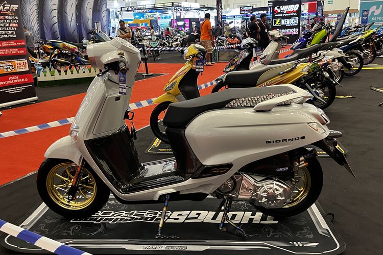 Modifikasi motor, Indonesia Motorcycle Show, Honda Giorno, IMOS 2025, IMOS 2025 daftar peserta, IMOS 2025 daftar motor, skutik neo klasik, Honda Giorno di IMOS 2025, spesifikasi Honda Giorno, harga Honda Giorno, Honda Giorno: Paduan Klasik dan Modifikasi Menarik di IMOS 2025