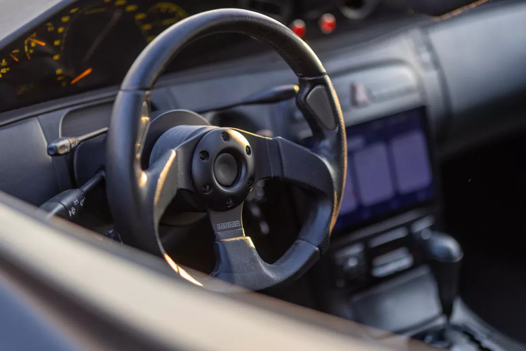 Batmobile, replika Batmobile, Mercedes-Benz, Batman V Superman: Dawn of Justice, sedan sport, Batman v Superman: Dawn of Justice, Mercedes-benz, Replika Batmobile, Replika Mobil Batman Pakai Basis Mercedes-Benz CL 55 AMG