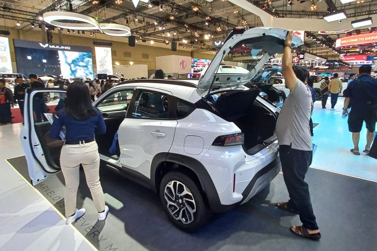 suzuki fronx, Harga Suzuki Fronx, kredit suzuki fronx, dp suzuki fronx, Suzuki Fronx: Simak Skema Kredit, DP dan Cicilan Terkecil