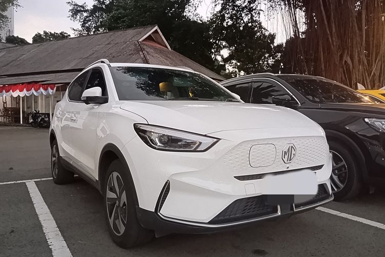 otomotif, tes mobil, test drive, mobil listrik, MG ZS EV, Curhat Pengguna MG ZS EV: Mobil Nyaman untuk Perkotaan tapi Ada Catatan