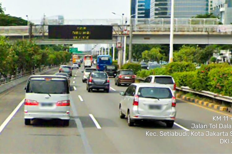 Idul Adha, lalu lintas, Jasa Marga, otomotif, Lalu Lintas, kendaraan bermotor, Tol Dalam Kota, idul adha 2025, Volume Kendaraan di Tol Jabodetabek Naik saat Libur Idul Adha 2025