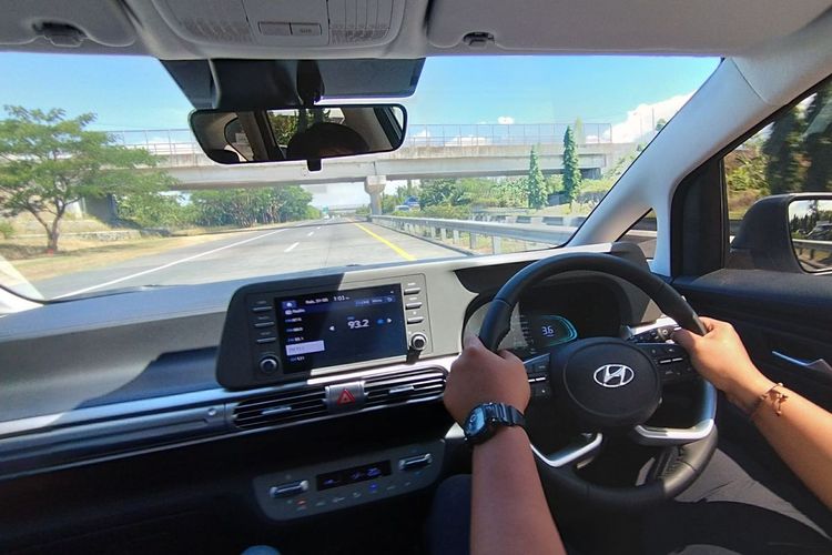 mobil matik, Populer Otomotif, lalu lintas Jakarta, artikel terpopuler, Honda Giorno, MG 5 GT, Chery Tiggo 8 CSH, IMOS 2025, penutupan gerbang tol, Cerita Pemilik MG 5 GT dan Modifikasi Honda Giorno