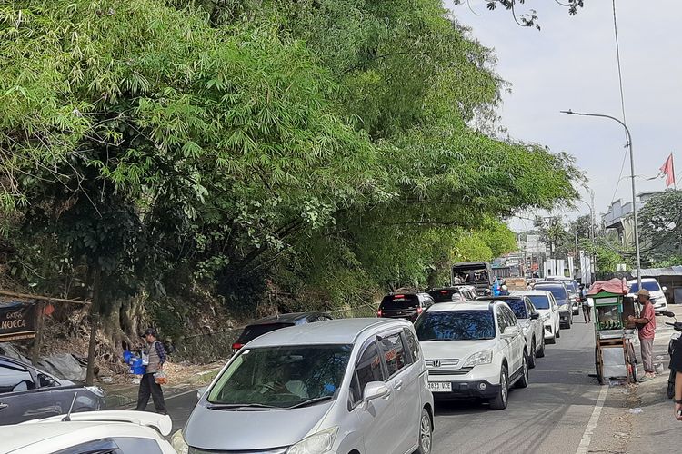 rekayasa lalu lintas, ganjil genap, Rekayasa lalu lintas, contraflow, one way, Rekayasa lalu lintas puncak bogor, Rekayasa Lalu Lintas Diterapkan di Jalur Puncak Selama Libur Panjang