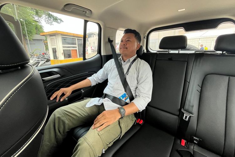 perbandingan mesin, Toyota Fortuner, gwm tank 300, SUV Indonesia, Perbandingan GWM Tank 300 dan Toyota Fortuner: Mana yang Unggul?