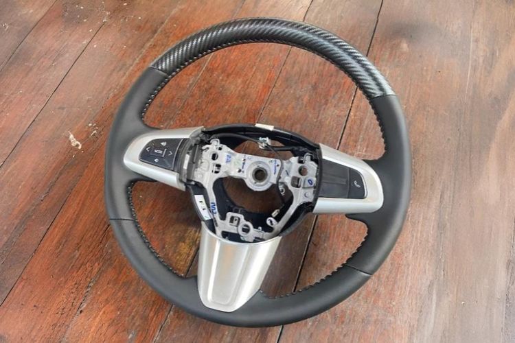 modifikasi, mobil, Kenyamanan, Retrim setir, Tak Sekadar Estetika, Retrim Setir Tingkatkan Kenyamanan Mengemudi