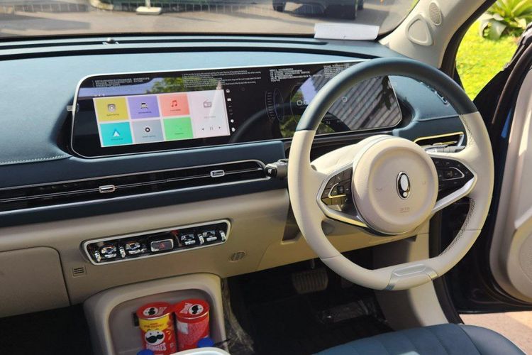 mobil listrik, Pasar otomotif, GWM Ora 03, GAC Aion UT, Perbandingan GAC Aion UT dan GWM Ora 03: Siapa Unggul?