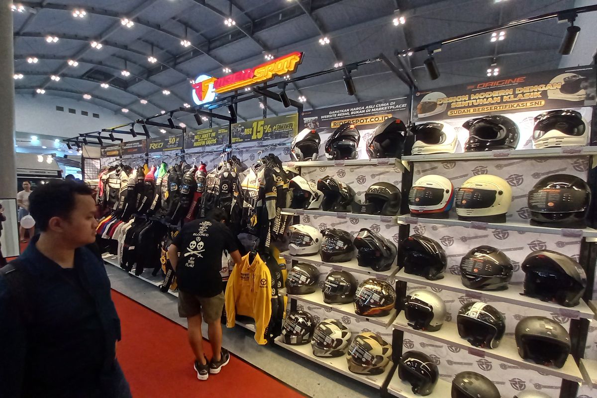 Ragam Diskon Helm dan Apparel Berkendara di IMOS 2025