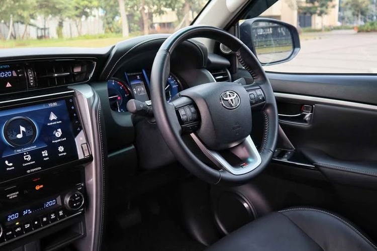 SUV Ladder Frame, Harga bekas, Toyota Fortuner, kondisi fisik, Cek Harga Bekas Toyota Fortuner di 2025, Mulai Rp 130 Jutaan