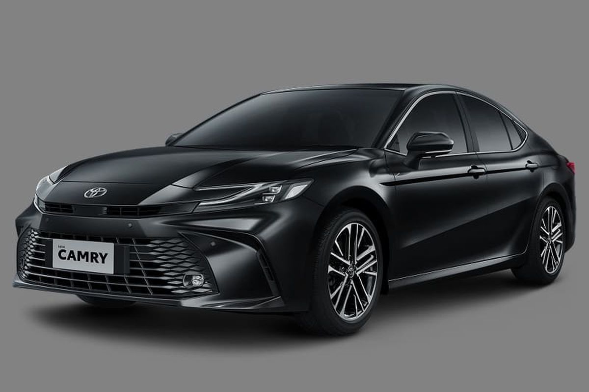 facelift, Toyota, Camry, mobil baru, toyota camry, Toyota Luncurkan Camry Bensin Terbaru, Simak Ubahannya