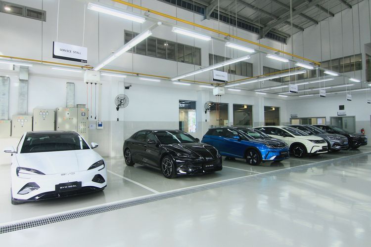 BYD Atto 1, City Car Listrik, city car listrik, hemat biaya, efisiensi operasional, Menghemat Hingga Rp 10 Juta dengan BYD Atto 1 Setahun