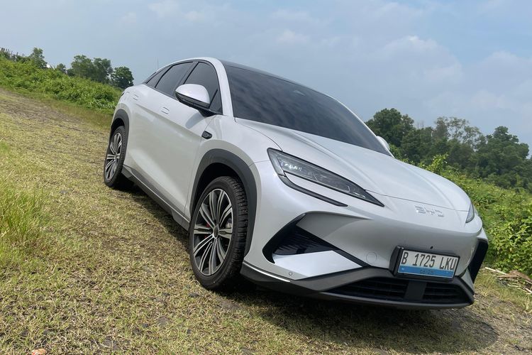 BYD Sealion 7, SUV sporty, desain aerodinamis, harga Rp 629 juta, BYD Sealion 7: Perbandingan dengan Model Seal Sebelumnya