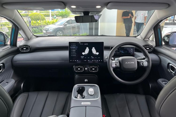 test drive, mobil listrik, aion ut, GIIAS 2025, GAC Indonesia, Modal Aion UT Bersaing di Segmen Mobil Listrik Rp 300 Jutaan