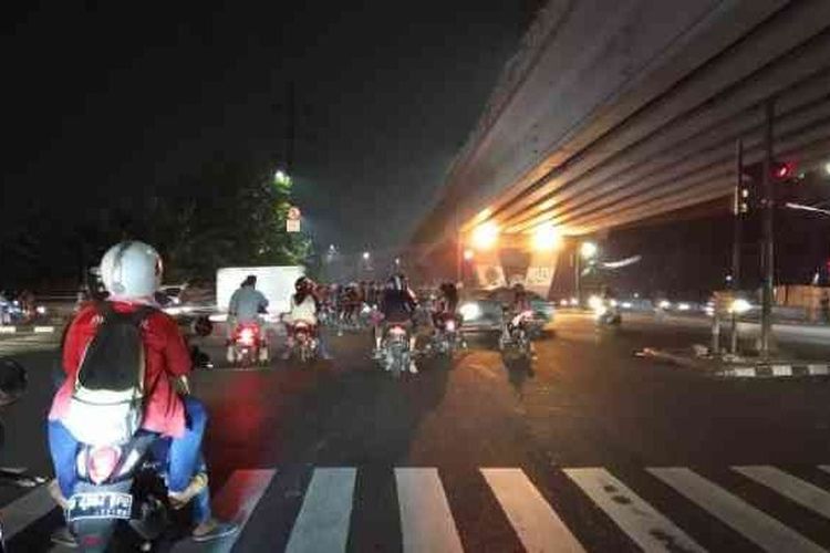 MotoGP, kualifikasi motogp, Chery Tiggo 8 CSH, Mitsubishi Destinator, Kenyamanan Kabin Destinator, Keluhan Pengguna Tiggo 8 CSH