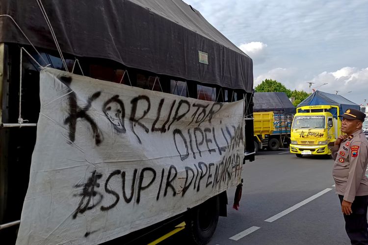 sopir truk, unjuk rasa, demo di jakarta, demo truk odol, truk ODOL, Demo Sopir Truk Terkait Aturan ODOL Bakal Berlanjut di Jakarta
