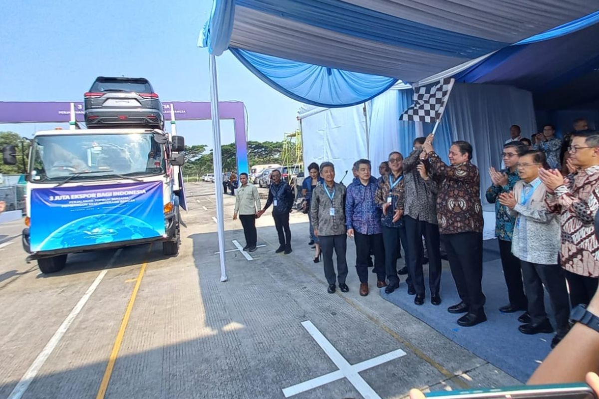 Dari Indonesia ke Dunia, Ekspor Mobil Toyota Tembus 3 Juta Unit