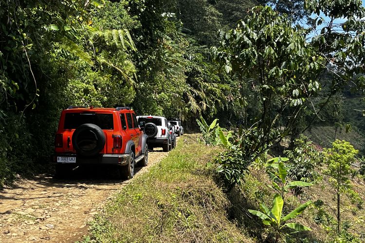 pengalaman off road, GWM Tank 300 Diesel, SUV Diesel Indonesia, Performa dan Kenyamanan, Pengalaman Off Road dengan GWM Tank 300 Diesel di Cisadon Sentul