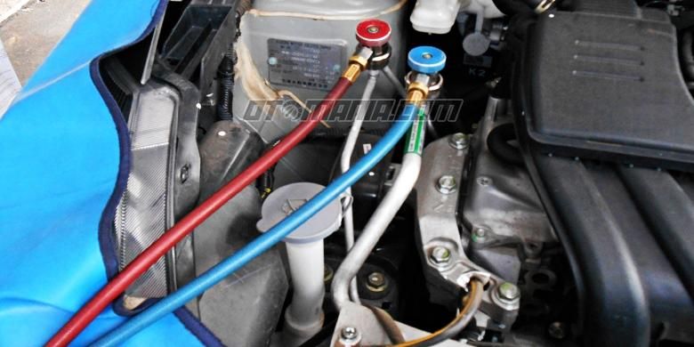 freon, AC mobil, oli kompresor, AC Mobil, servis AC, Oli kompresor, Freon, ac mobil, servis ac, Jangan Asal Tambah Freon, Salah Takaran Bisa Bikin Mesin Berat