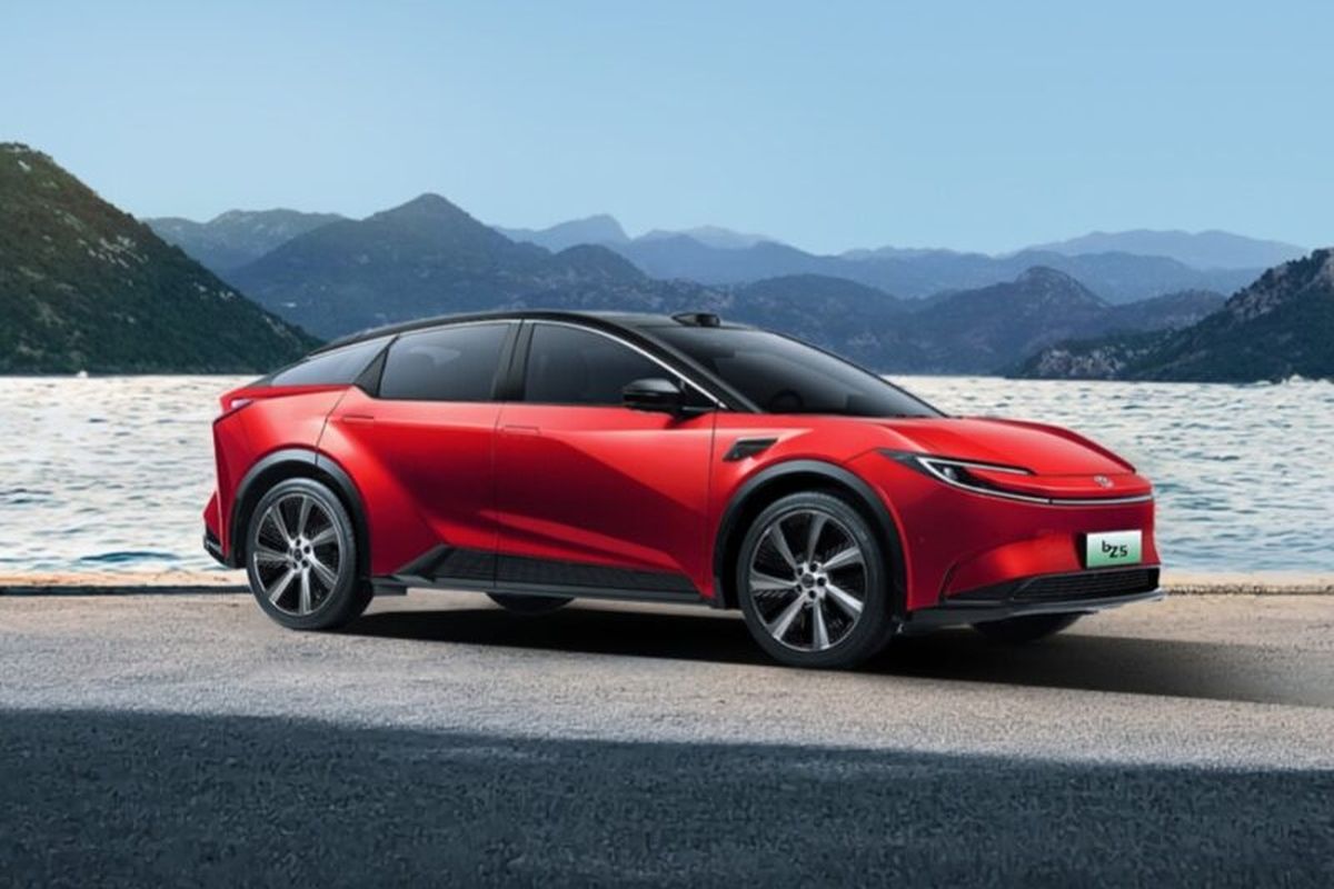 Toyota Luncurkan Mobil Listrik bZ5, Pakai Blade Battery BYD