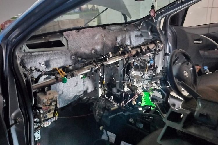 double blower, Yuke Bebasari, AC mobil, perawatan AC, ac mobil, Pentingnya Menyalakan Double Blower AC Mobil