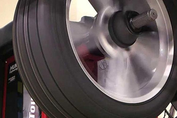 kerusakan, masalah, suspensi mobil, Kenali Gejala Kerusakan Suspensi Mobil Sebelum Membahayakan