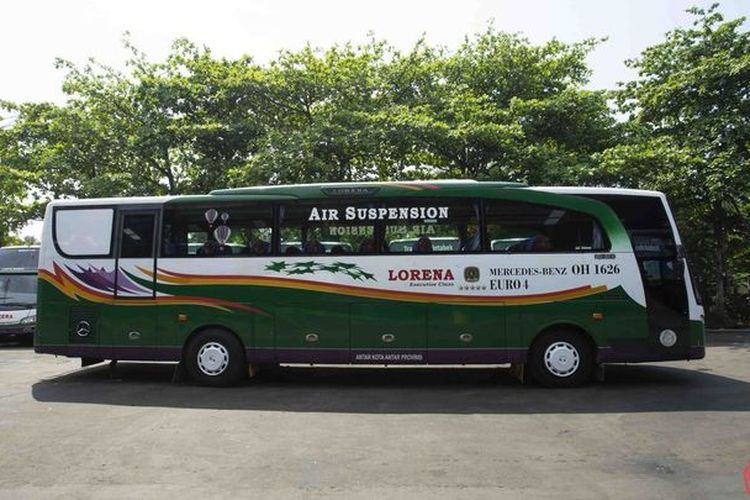 bus AKAP, Royalti musik, naik bus, Transportasi Indonesia hening, Kenapa Musik Terdengar Lebih Nikmat Saat di Perjalanan Bus?