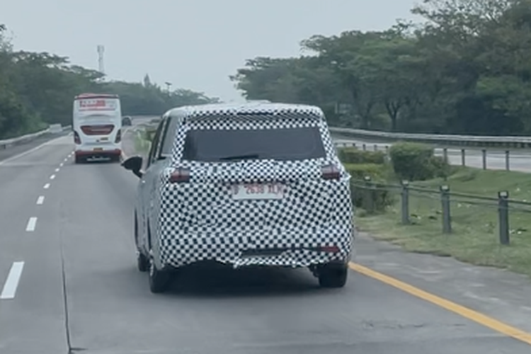 Wuling, Wuling Xingguang 730, MPV pintu geser, mobil china, Mobil Baru Wuling Tertangkap Kamera Sedang Tes Jalan