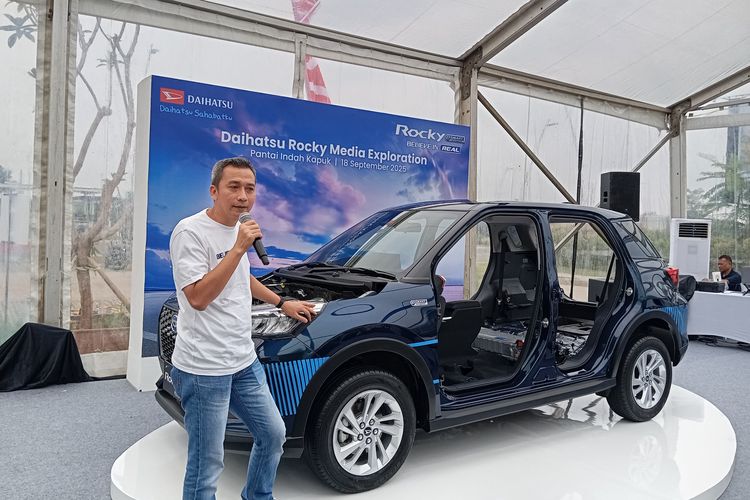 otomotif, tes mobil, test drive, Daihatsu Rocky, Daihatsu Rocky e-Smart Hybrid, Daihatsu Rocky Hybrid, Mengenal Smart Pedal Daihatsu Rocky Hybrid, Tak Perlu Injak Rem!