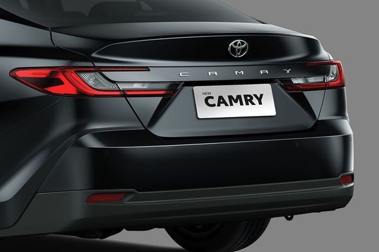 facelift, Toyota, Camry, mobil baru, toyota camry, Toyota Luncurkan Camry Bensin Terbaru, Simak Ubahannya