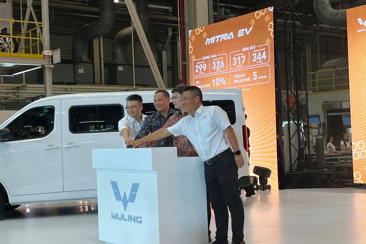 Wuling, kendaraan niaga, Kendaraan niaga listrik, Wuling Mitra EV, Wuling Umumkan Nama Resmi MPV Listrik, Mitra EV
