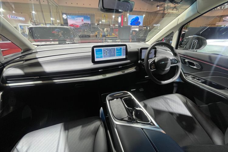 Komparasi, mobil listrik, MPV listrik, maxus, Denza D9, perbandingan, Mifa 9, Komparasi MPV Listrik Mewah: Denza D9 atau Mifa 9, Pilih Mana?