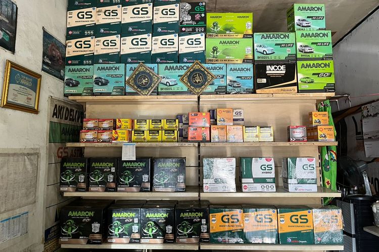 Aki kering, aki basah, kendaraan, perawatan aki, Perbedaan Aki Basah dan Kering: Mana yang Lebih Baik?