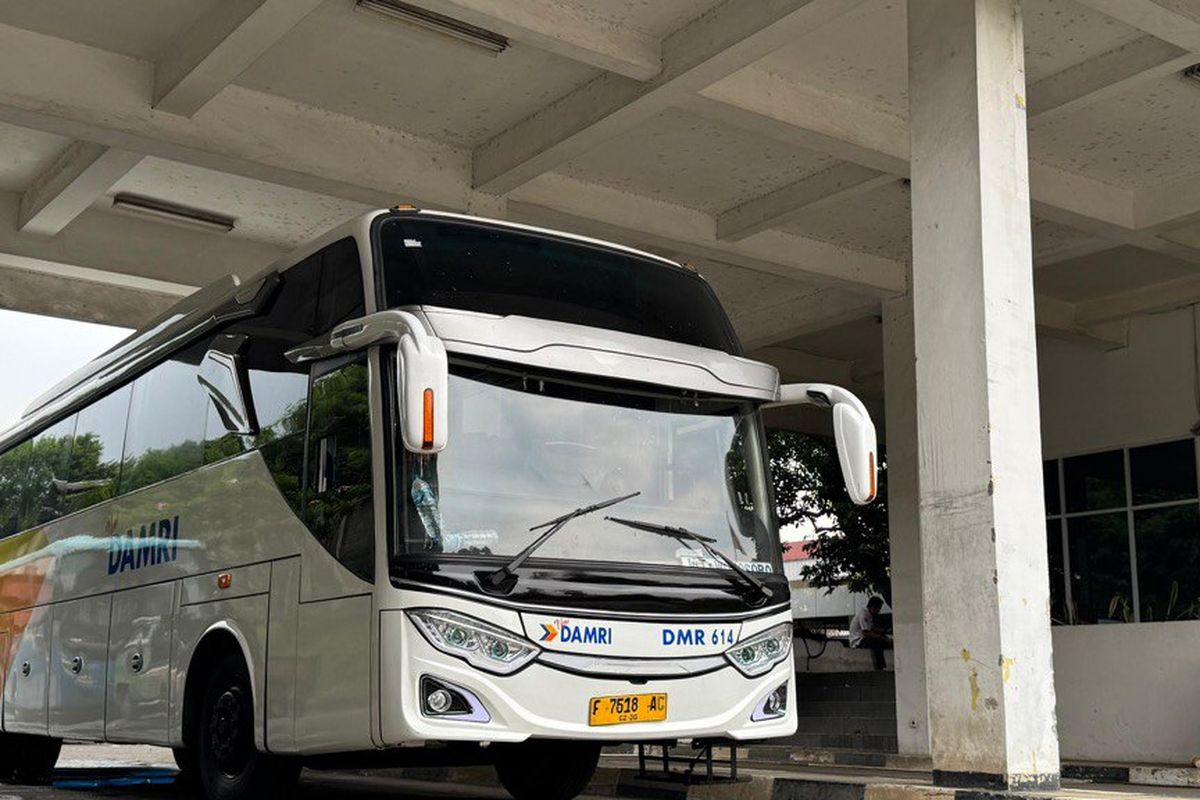 Mengenal Isitlah PJKA: Pemburu Ketepatan Waktu Bus DAMRI