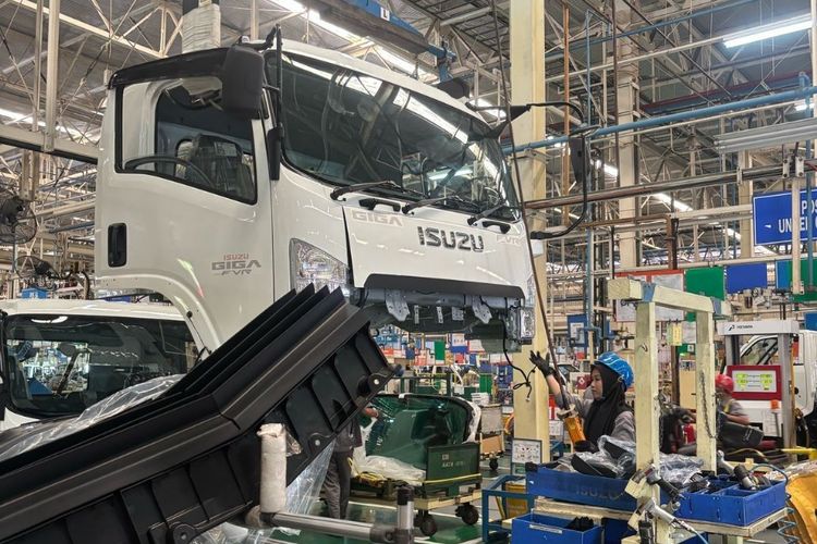 truk, ODOL, Isuzu, truk ODOL, Over Dimensi dan Overloading, Zero ODOL 2027: Isuzu Siap Dampingi Pelanggan Fleet