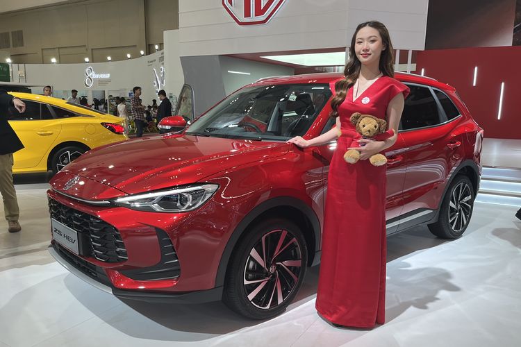 MG 4 EV, mobil listrik, GAIKINDO Indonesia International Auto Show, GIIAS, MG Motor Indonesia, MG 4 EV Max, Gaikindo Indonesia International Auto Show, GIIAS 2025, GIIAS 2025: MG 4 EV, Menapaki Jejak Mobil Listrik Inggris di Indonesia