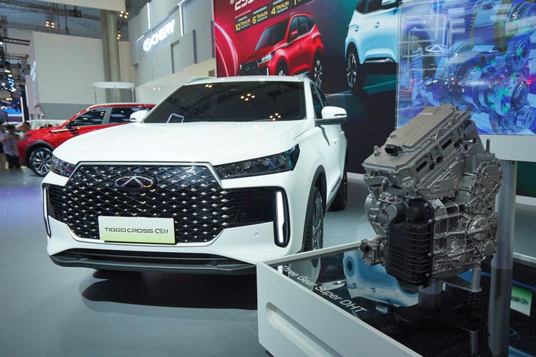 kelebihan dan kekurangan, BYD Atto 1, GIIAS 2025, Daihatsu Ayla, mobil listrik, MPV Premium, Hotman Paris, Kelebihan dan Kekurangan, Chery, Mobil Listrik, Seres E1, Mobil listrik, mpv premium, Daihatsu ayla, Populer Otomotif, artikel terpopuler, Kelebihan dan kekurangan, Plus Minus BYD Atto 1, MPV Premium Hotman Paris