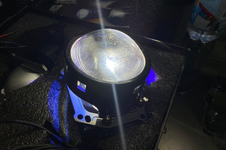 Lampu, modifikasi, lampu mobil, Lampu Kendaraan, Bi-LED, lampu Bi-LED, Salah Kaprah, Lampu Mobil Terang Belum Tentu Makin Jelas