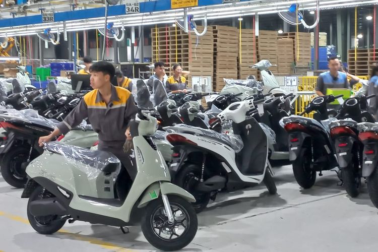 industri otomotif, manufaktur, mobil listrik, VinFast, pabrik vinfast, VinFast Indonesia, Melihat Langsung Pabrik VinFast di Vietnam, Pakai 1.400 Robot