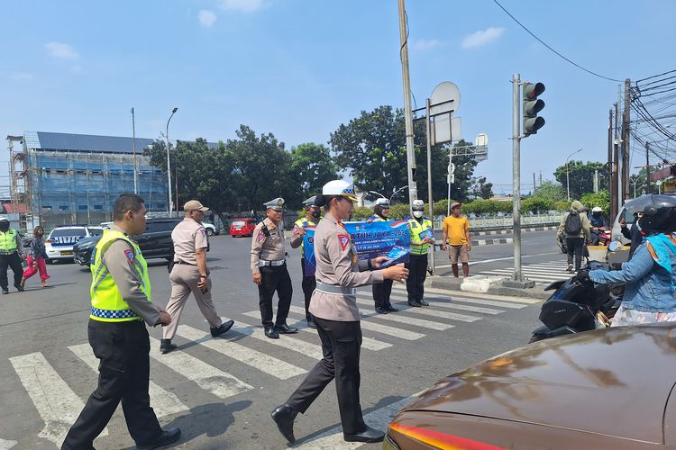 Korlantas Polri, Operasi Patuh, Polda Metro Jaya, Operasi Patuh Jaya, pelanggaran lalu lintas, operasi patuh jaya, Operasi Patuh 2025: Digelar Hari Ini Serentak di Seluruh Indonesia