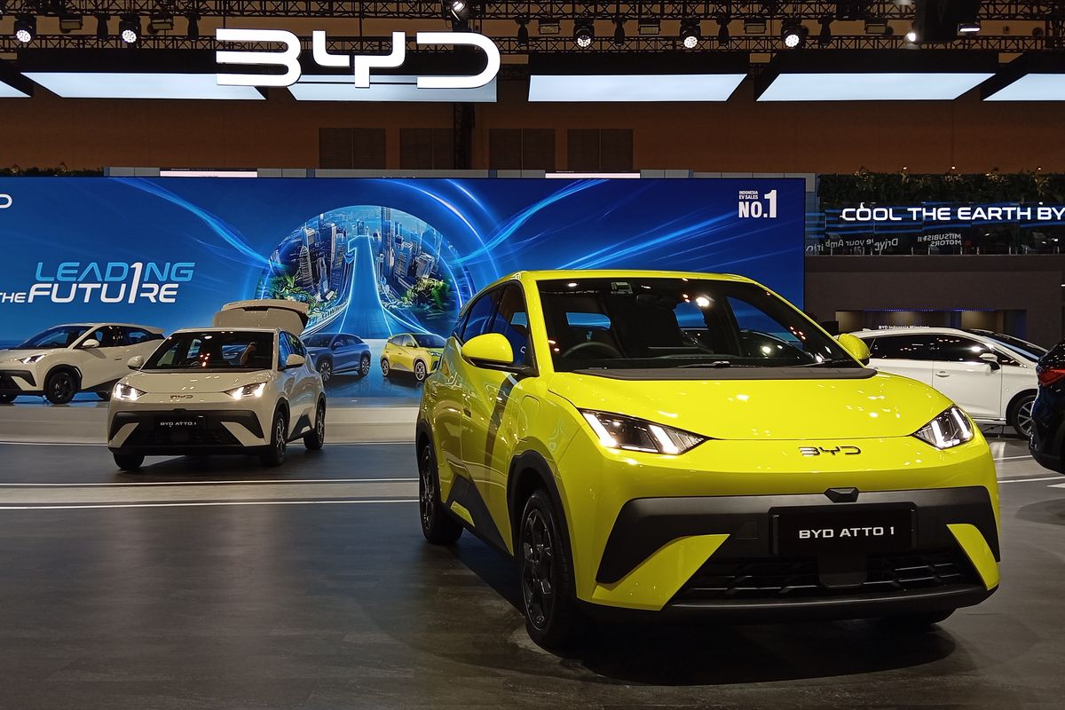 BYD Atto 1 Masuk Pasar Mobil Murah, Dampak bagi LCGC?