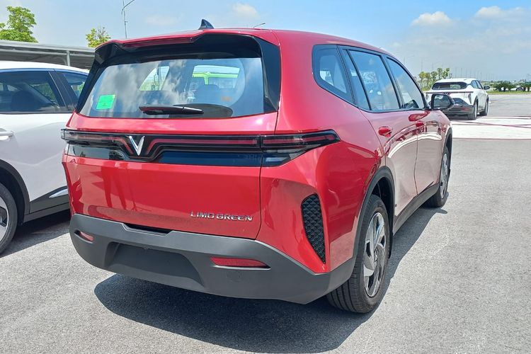 mobil listrik, taksi listrik, MPV listrik, VinFast, VinFast Automobile Indonesia, VinFast Indonesia, Xanh SM, Limo Green, Senjata VinFast Ikut Bersaing di Segmen MPV Listrik 7-Penumpang