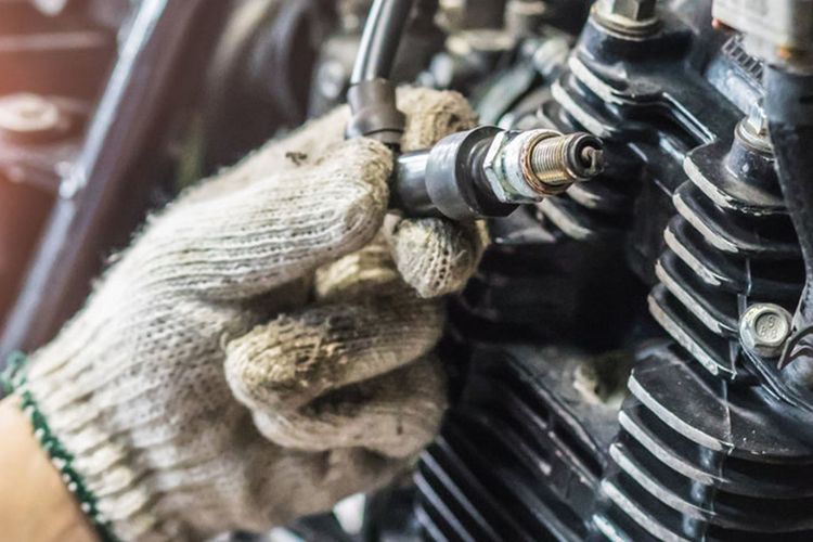 boros, Busi, mesin, bahan bakar, Tenaga, busi palsu, pengapian, Efek Buruk Busi Palsu, dari Boros sampai Mesin Rusak