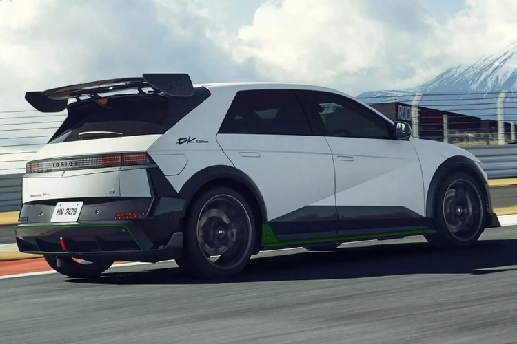 tekanan udara, ban mobil listrik, gaya berkendara, pemeliharaan ban, Gaya Berkendara yang Efektif Agar Ban Mobil Listrik Awet