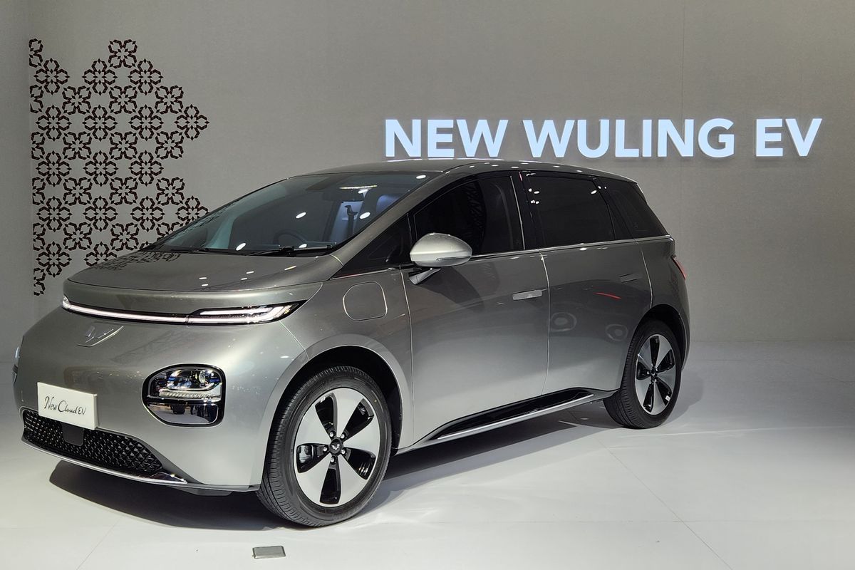 Update Harga Wuling Cloud EV: Nyaman dengan Sofa Mode